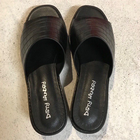 NEW Dirty Laundry Women's Sandals Respect Lug Sole Slide Flat Size 6/36 Black - Picture 3 of 10